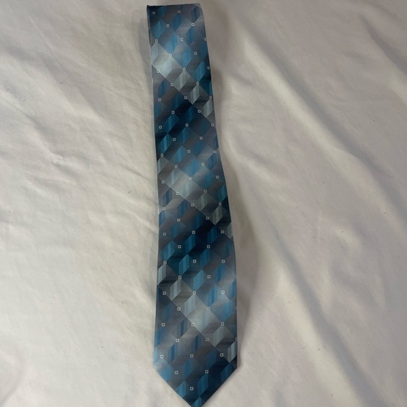 Vintage Pierre Cardin Necktie Tie Classic Size Blue/Silver/Black Geometric Sill - Picture 2 of 8